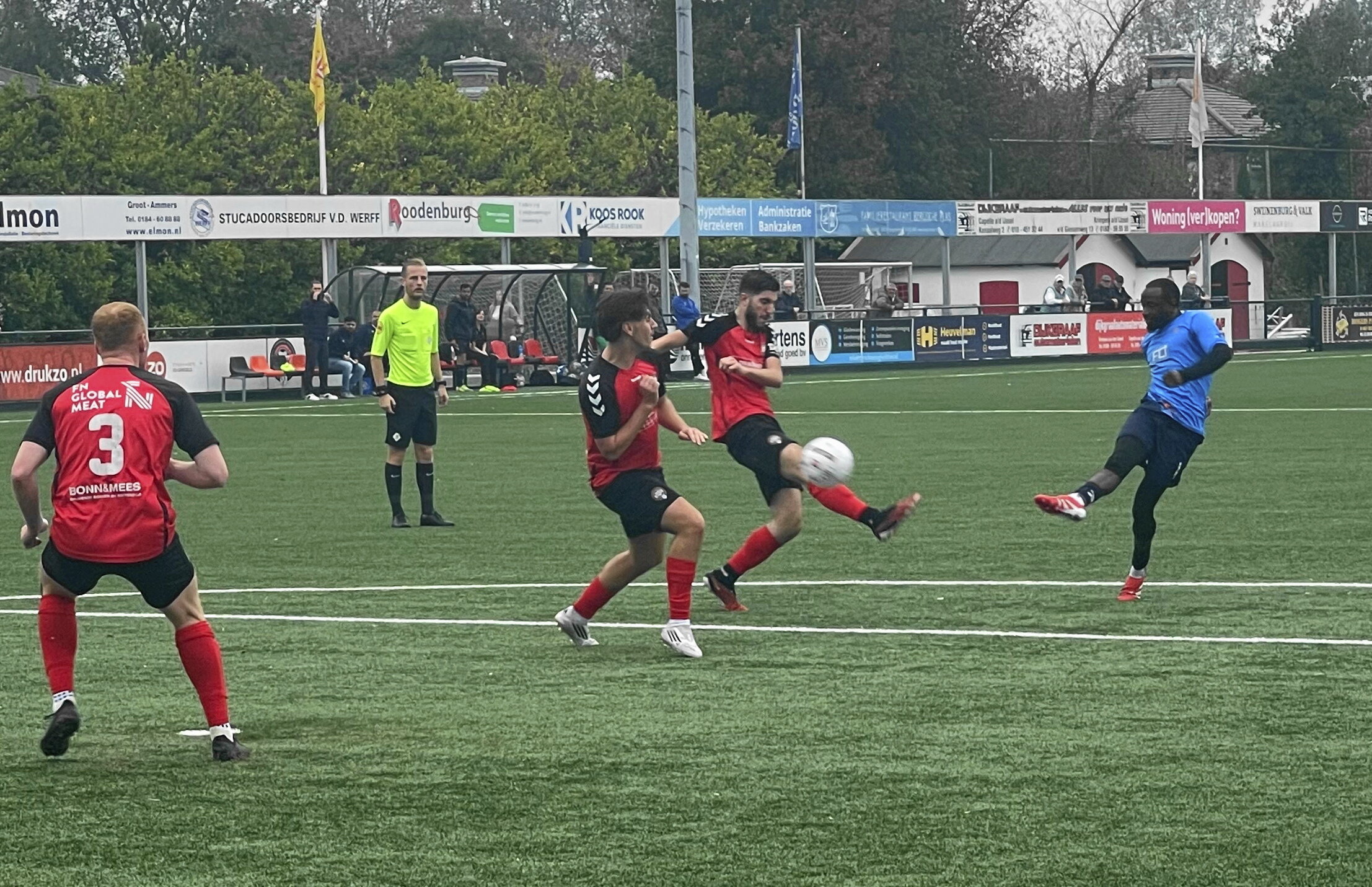 Eerste elftal onnodig onderuit