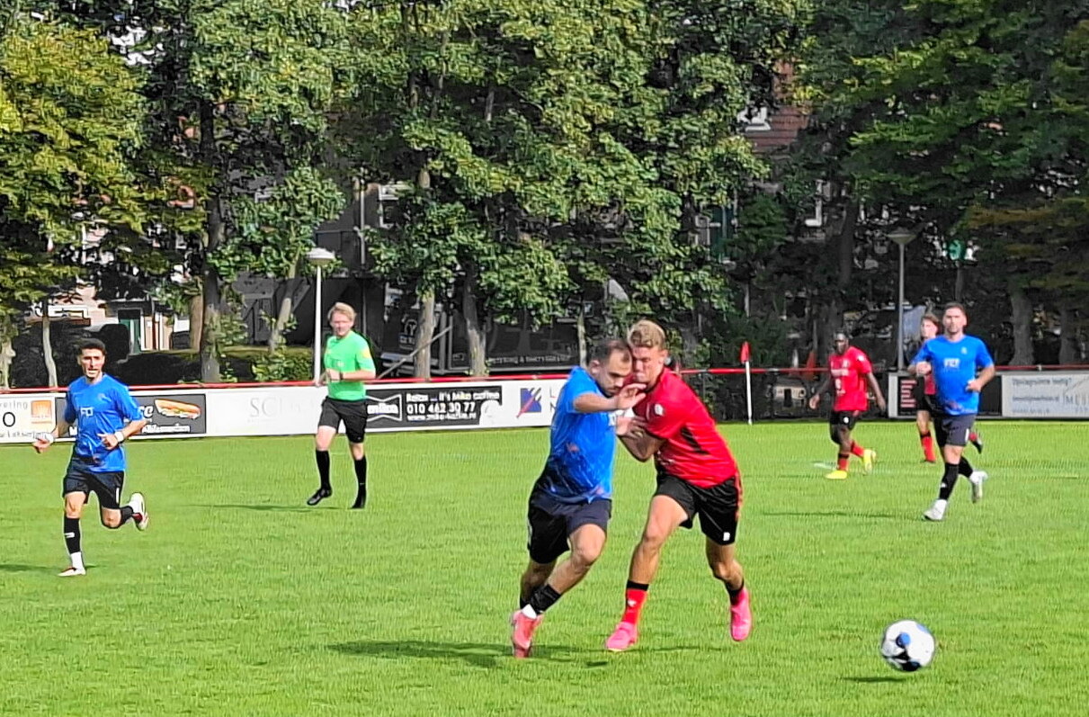 Eerste elftal speelt gelijk