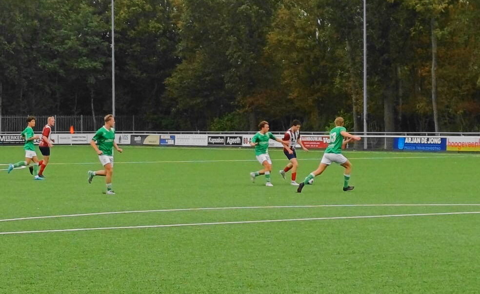 Knappe zege tweede elftal