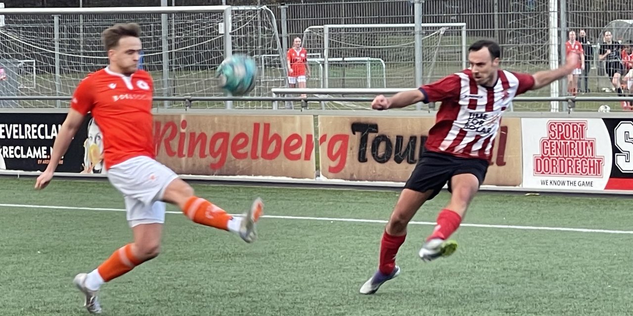 Knappe zege tweede elftal