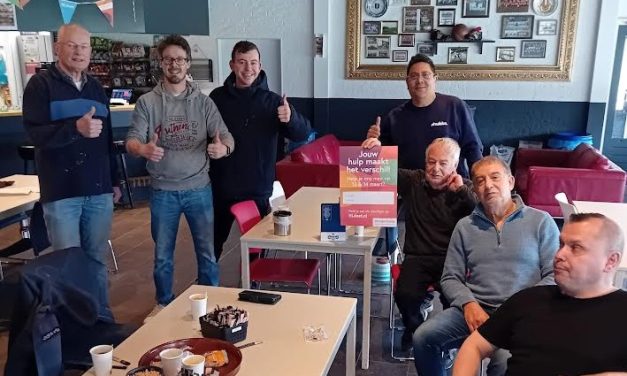 Handen uit de mouwen