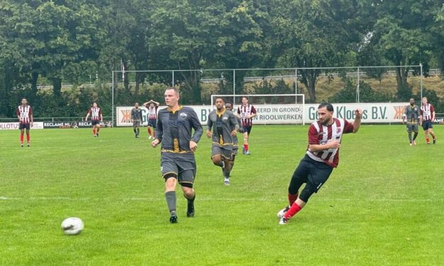 Eerste elftal maakt stappen
